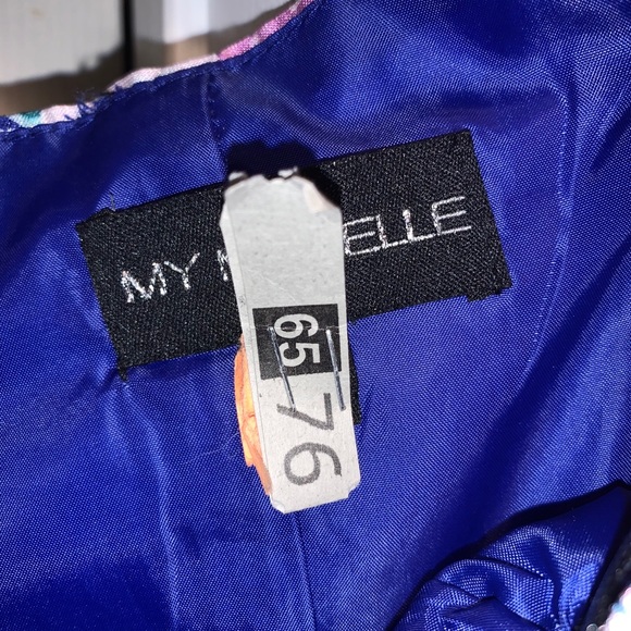 My Michelle Floral Gown, Size 13 - Picture 5 of 8